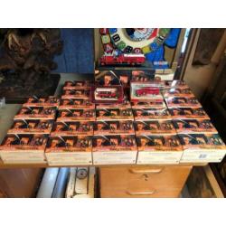 30 matchbox brandweerauto's