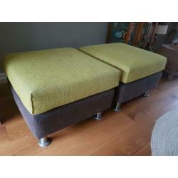 Zgan bijna niet gebruikte hockers 60x60x42cm lime/bruin.