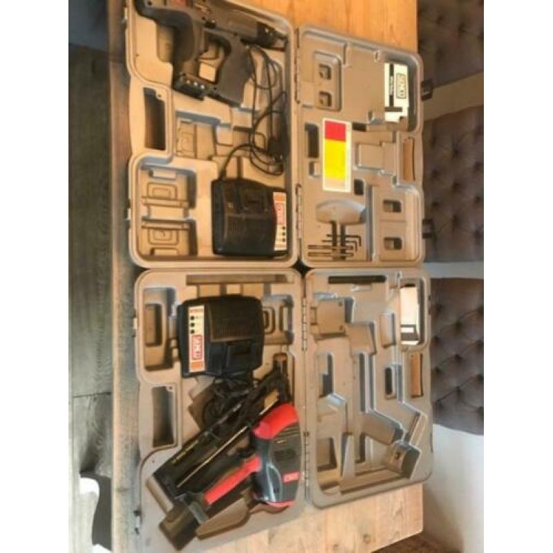 senco schroefmachine en senco spijkertacker