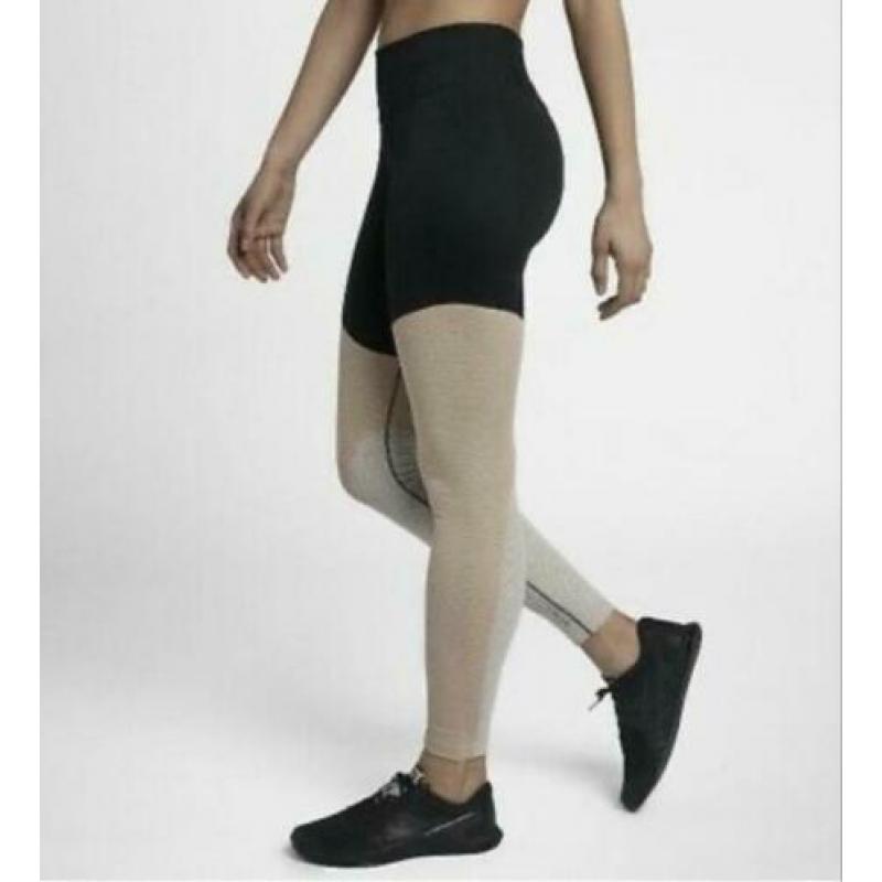 Nike sportbroek mt XL nieuw