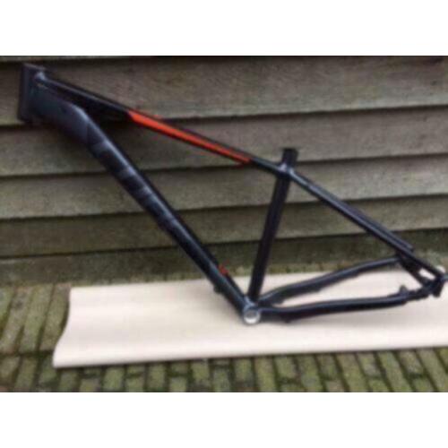 Cube Attention 650B/27,5 Inch ATB Frame, Zwart/Rood, Nieuw