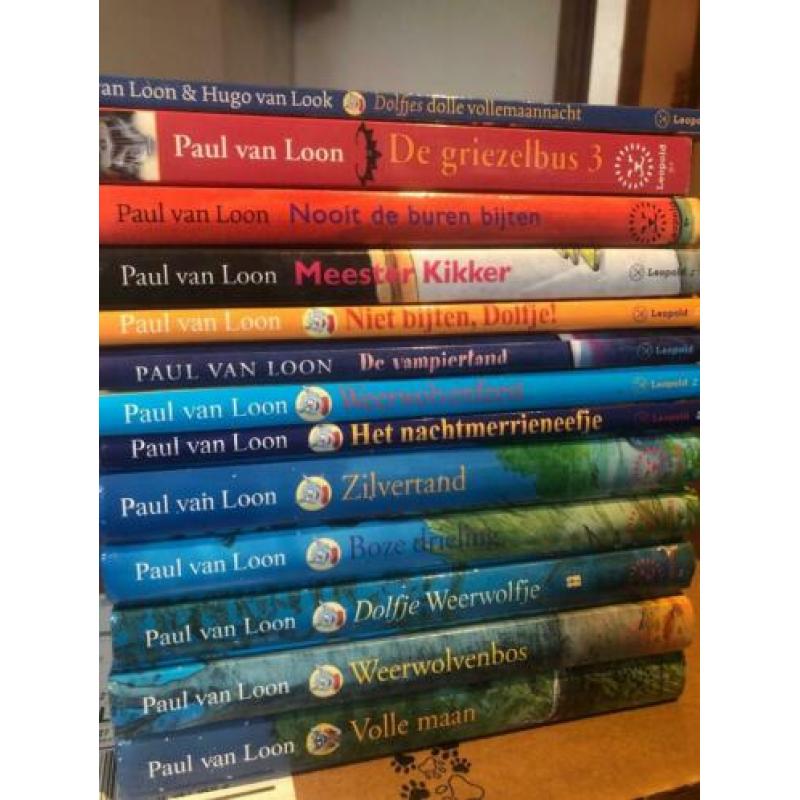 13 Paul van loon boeken o.a. Reeks dolfje weerwolfje