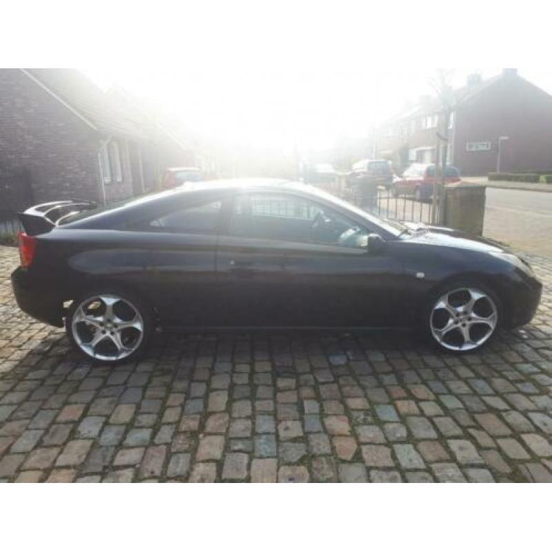 Mooie Toyota Celica 1.8 16V Vvti 2001 Zwart