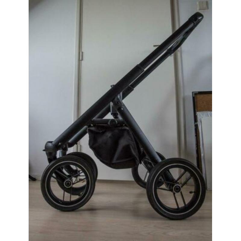 Dubatti One black wieg + zitje en (gratis) accessoires