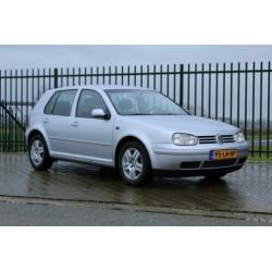 Volkswagen Golf 2.0 Highline 5drs 85KW 2003 Clima/Airco/APK!