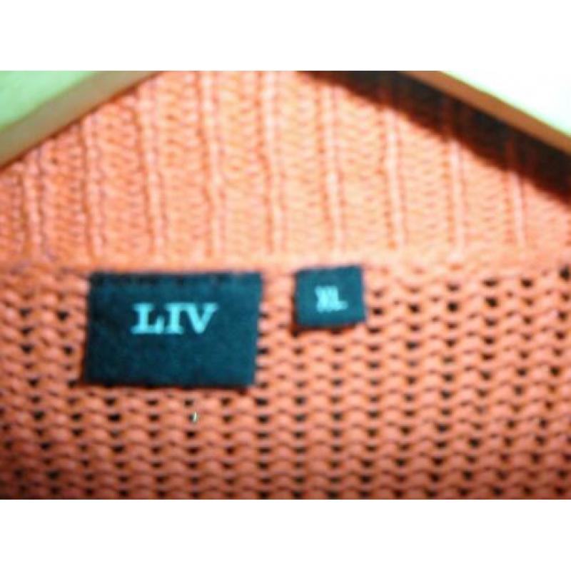 Cerise vest maat XL merk LIV