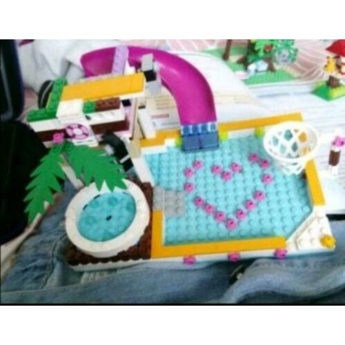 Zwembad Lego friends.