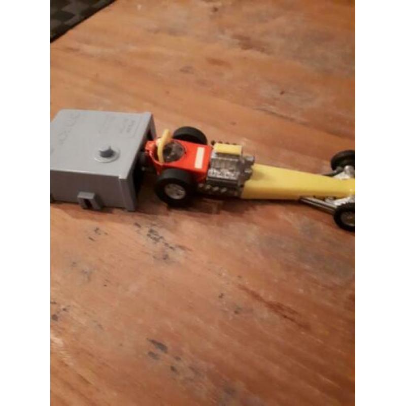 Dinky toys dragster met starter