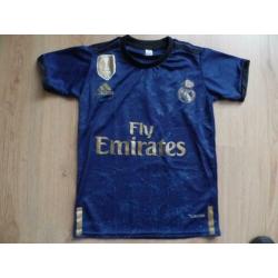 Nieuwe Voetbal set maat 134 shirt + korte broek Hazard