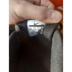 Nike leger kleur schoenen