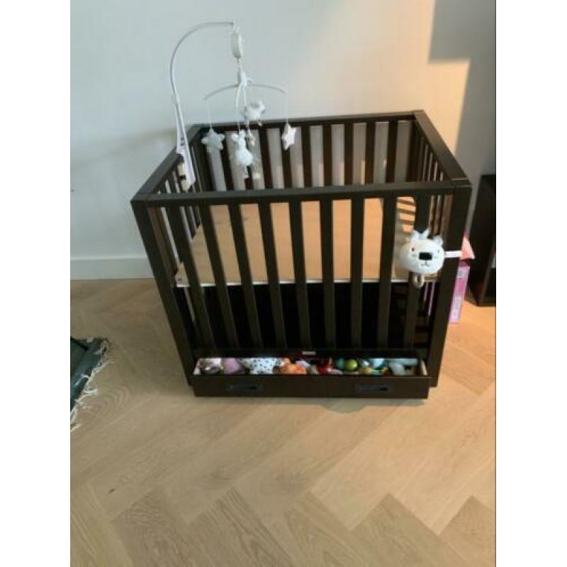 Babybox twf Lieke met lade in bruin/brons gespoten