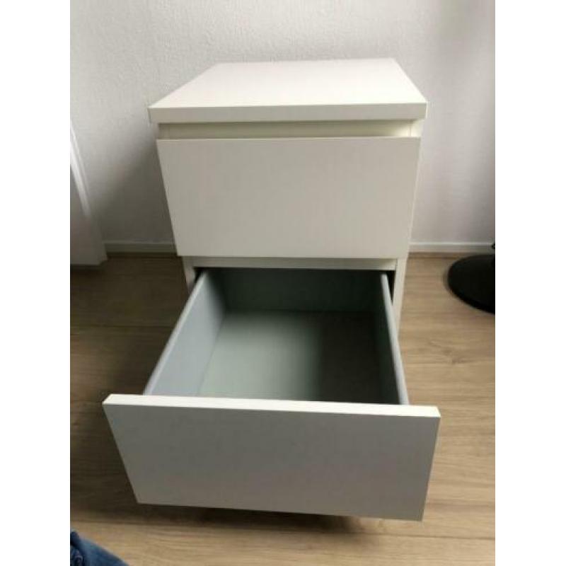 Wit ladenblok met 2 lades 40x48x55cm (bxdxh)