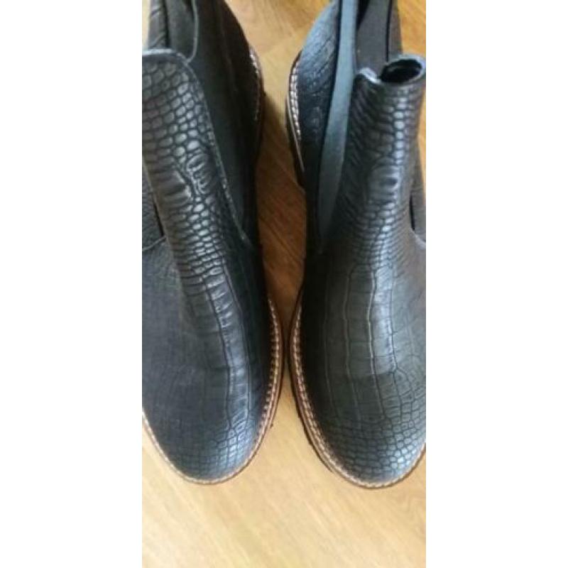 Damesschoenen - zwarte chelsea boots - maat 40