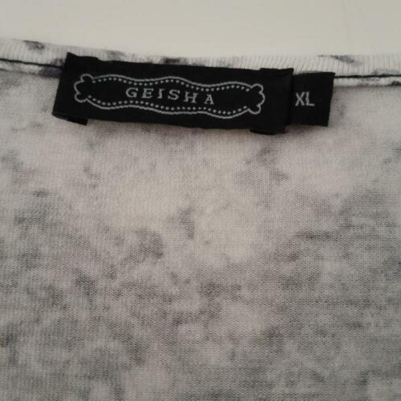 Geisha slangenprintshirt XL.
