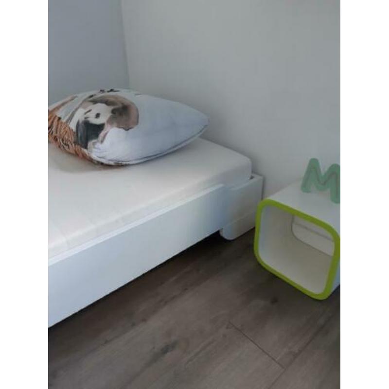 Bedframe (in doos)