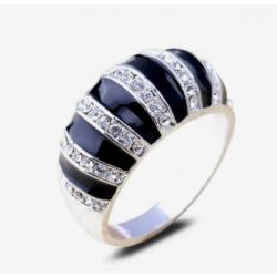 18K witgoud vergulde fashion ring met kristallen