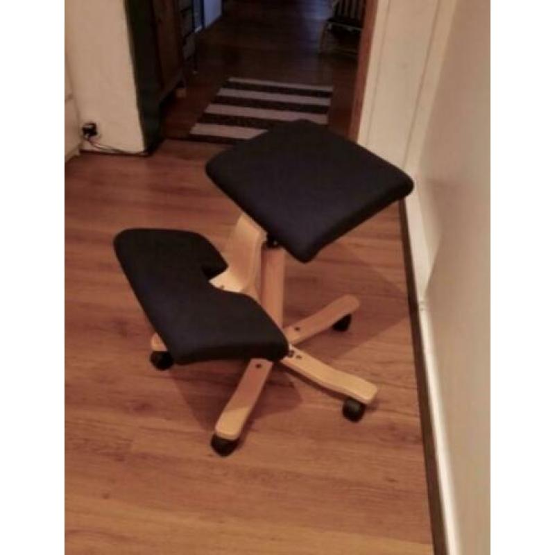 Kniestoel met gasveer Stokke Varier WING BALANS stoel kruk