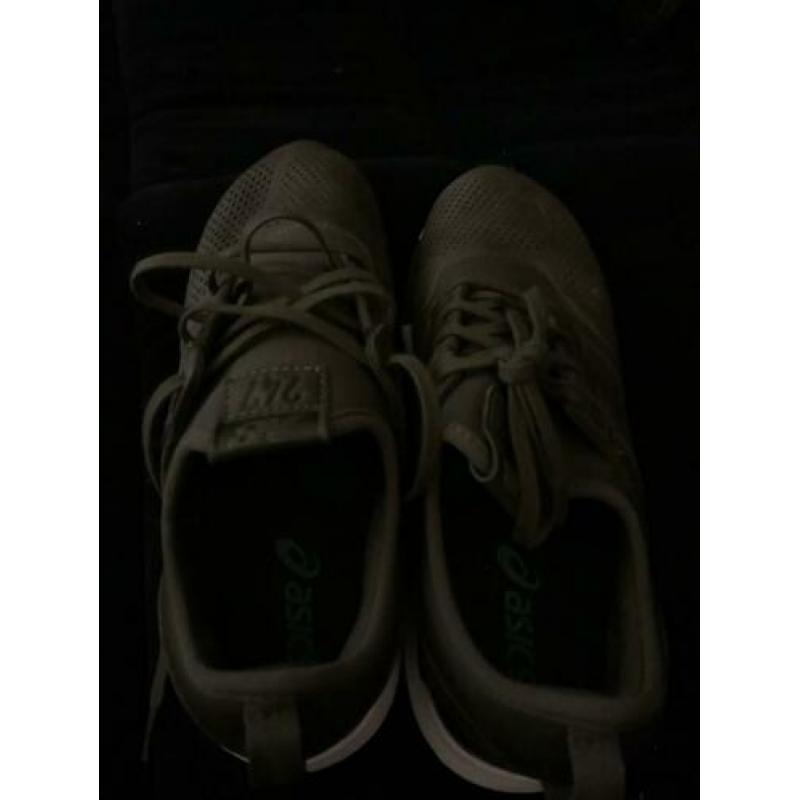 New Balance schoenen! Zo goed als nieuw