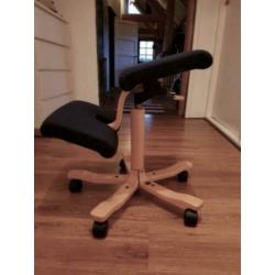Kniestoel met gasveer Stokke Varier WING BALANS stoel kruk
