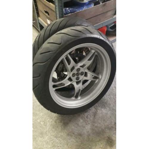 Velgen Wielen bmw r1150r r850r en r1150rt r1100gs