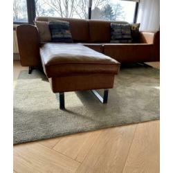 Kunstlederen congac 2.5 zits bank incl Hocker