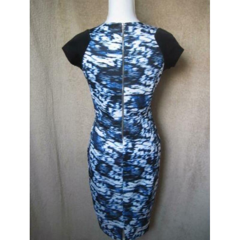 LEUKE JURK van ZARA. Maat:L.