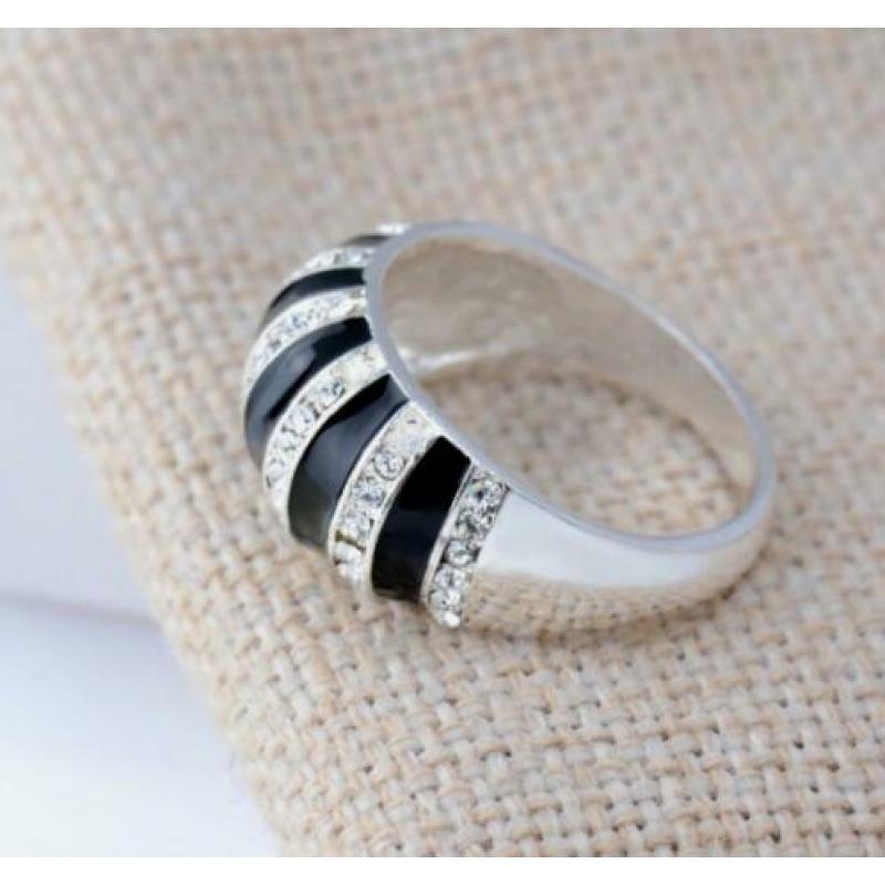18K witgoud vergulde fashion ring met kristallen