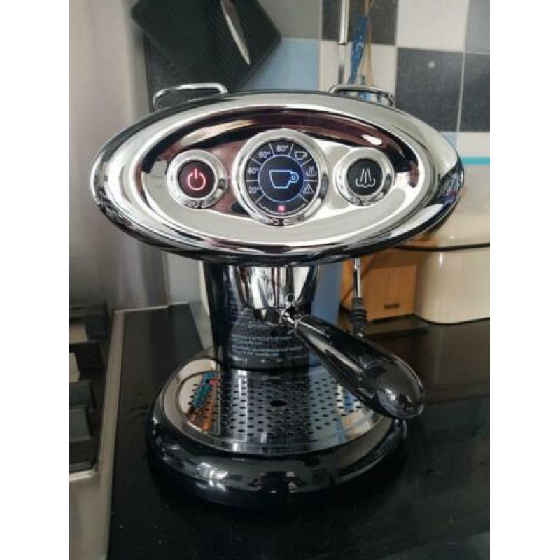 Te koop: Espressomachine Illy X7