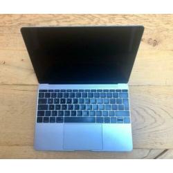 Zeer nette Apple Macbook 256 GB (2015) + hoes