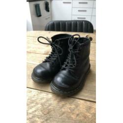 Dr Martens maat 23