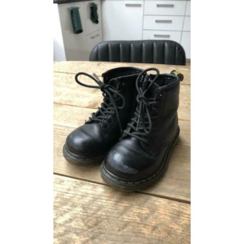 Dr Martens maat 23
