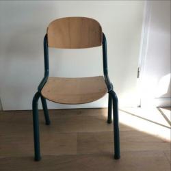 Stoeltje schoolstoeltje vintage kinderstoel