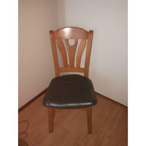 4x mooi eethoek stoelen met echt leer en massief eiken hout
