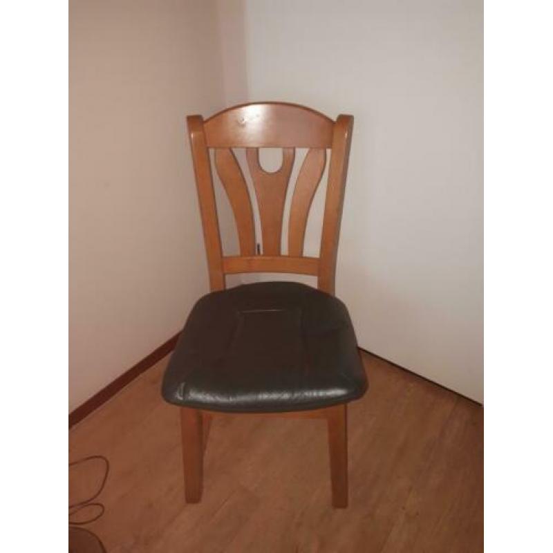 4x mooi eethoek stoelen met echt leer en massief eiken hout