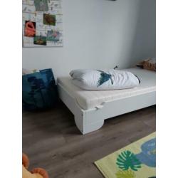 Bedframe (in doos)