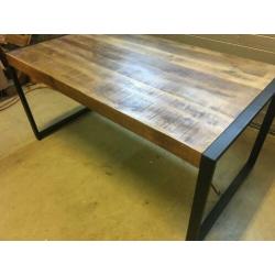 Nieuwe eettafel mangohout 2 m gratis thuisbezorgd