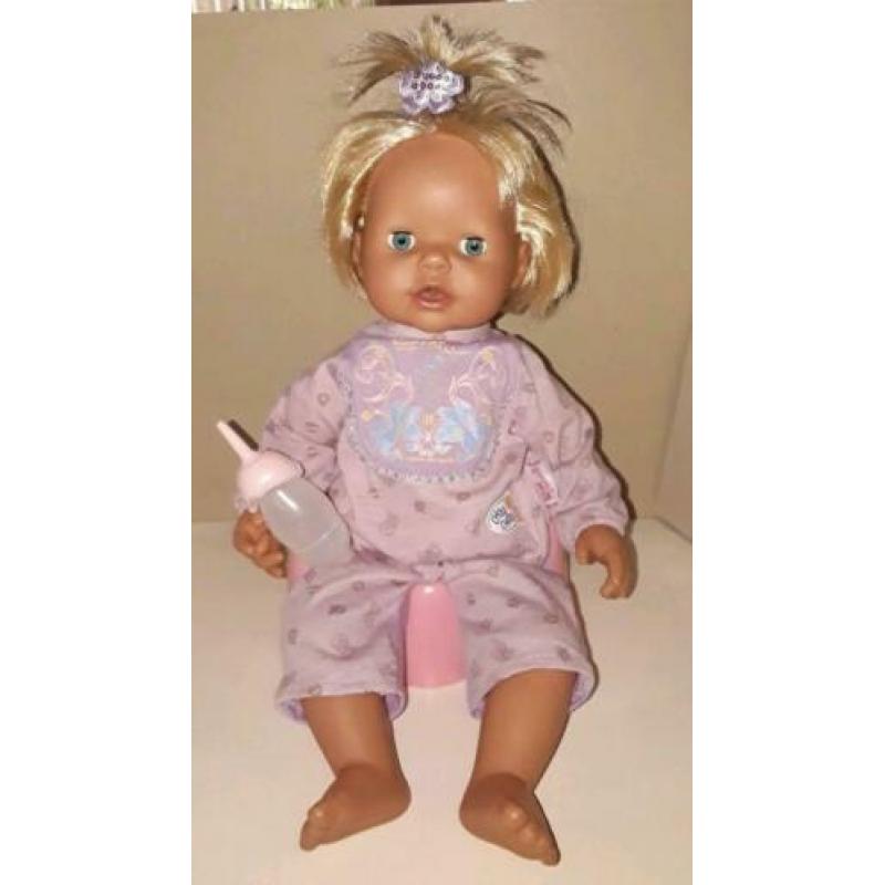 Chou Chou plaspop met slaapogen en 'echt' haar.Zapf Creation