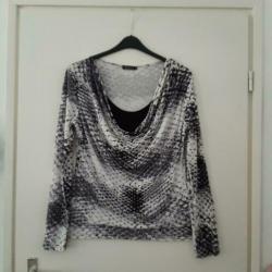 Geisha slangenprintshirt XL.