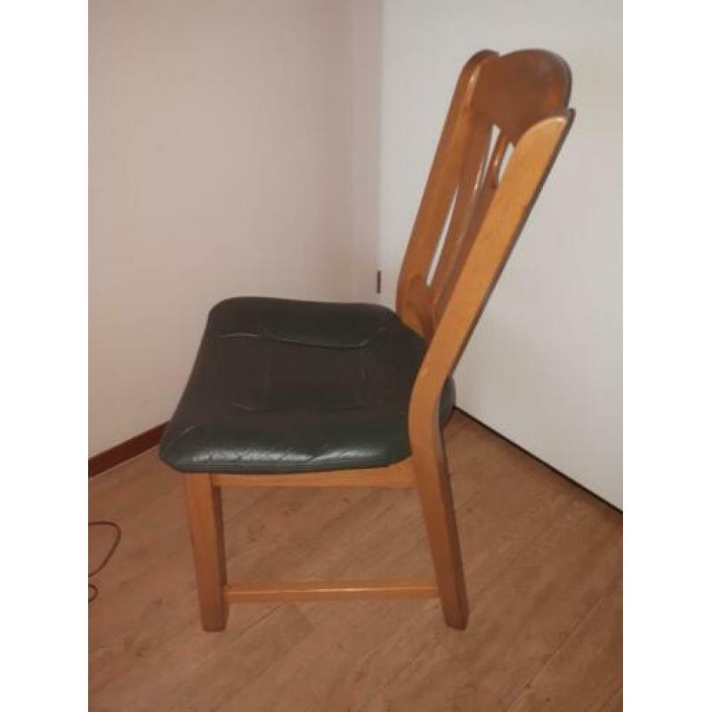 4x mooi eethoek stoelen met echt leer en massief eiken hout