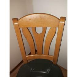 4x mooi eethoek stoelen met echt leer en massief eiken hout