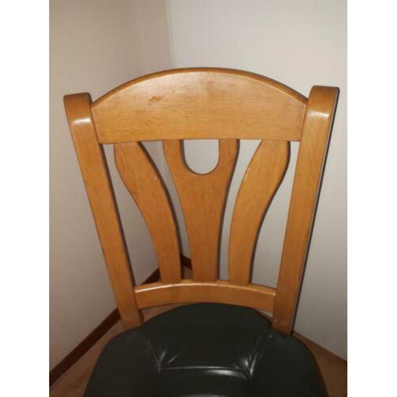 4x mooi eethoek stoelen met echt leer en massief eiken hout