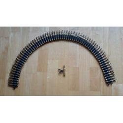 Hulzen in band 7.62 mm patronen per meter