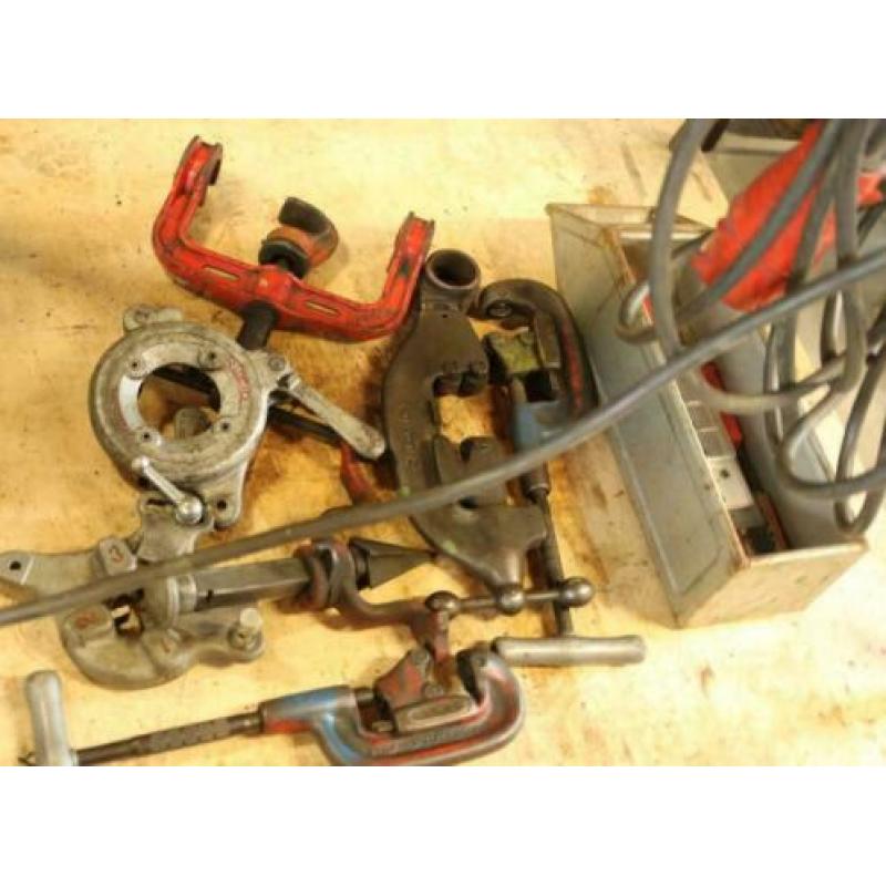 draadsnijmachine Ridgit type 535