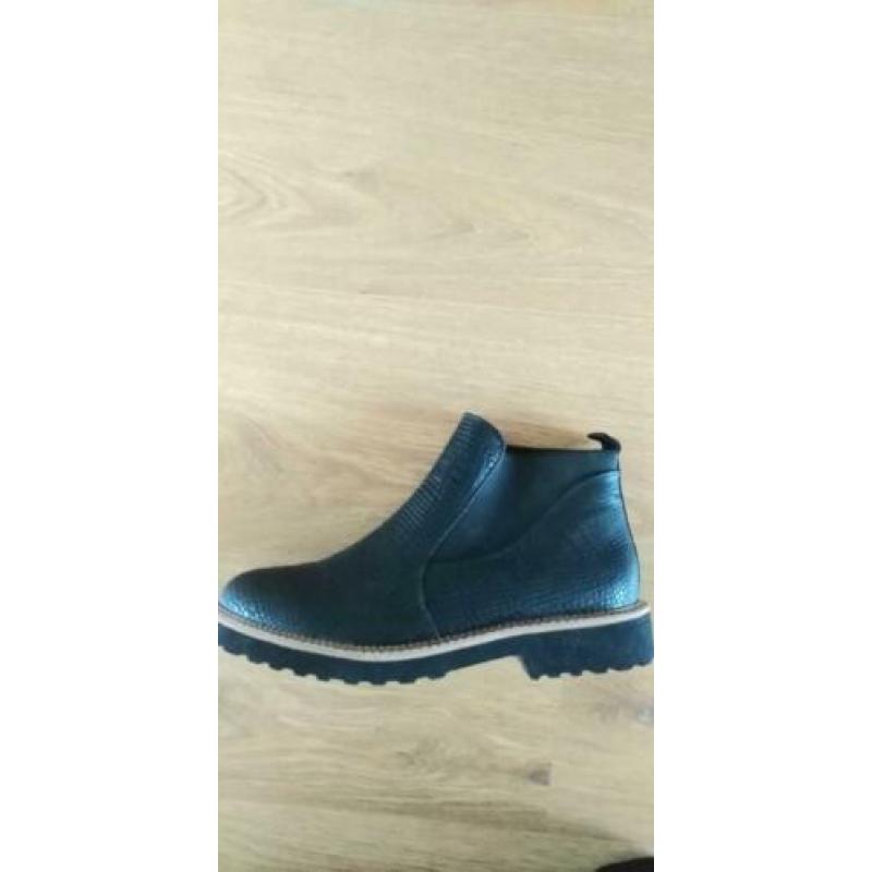 Damesschoenen - zwarte chelsea boots - maat 40