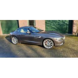 BMW Z4 2.5 Roadster Sdrive 23I 2009 Bruin