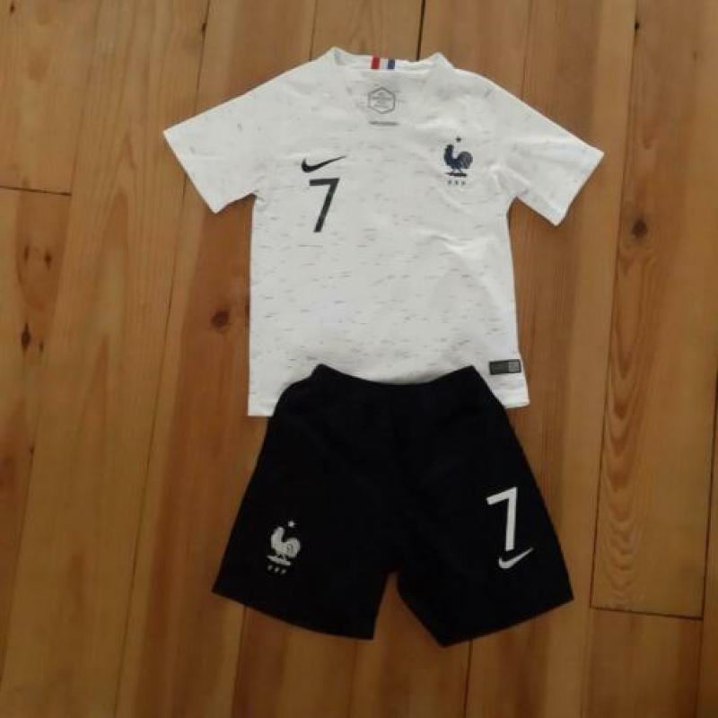 Nike Frankrijk tenue voetbalpak maat 128/137 S
