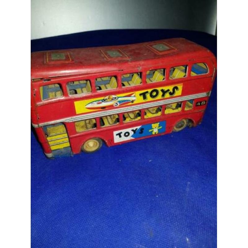 Ouderwetse blikken school bus