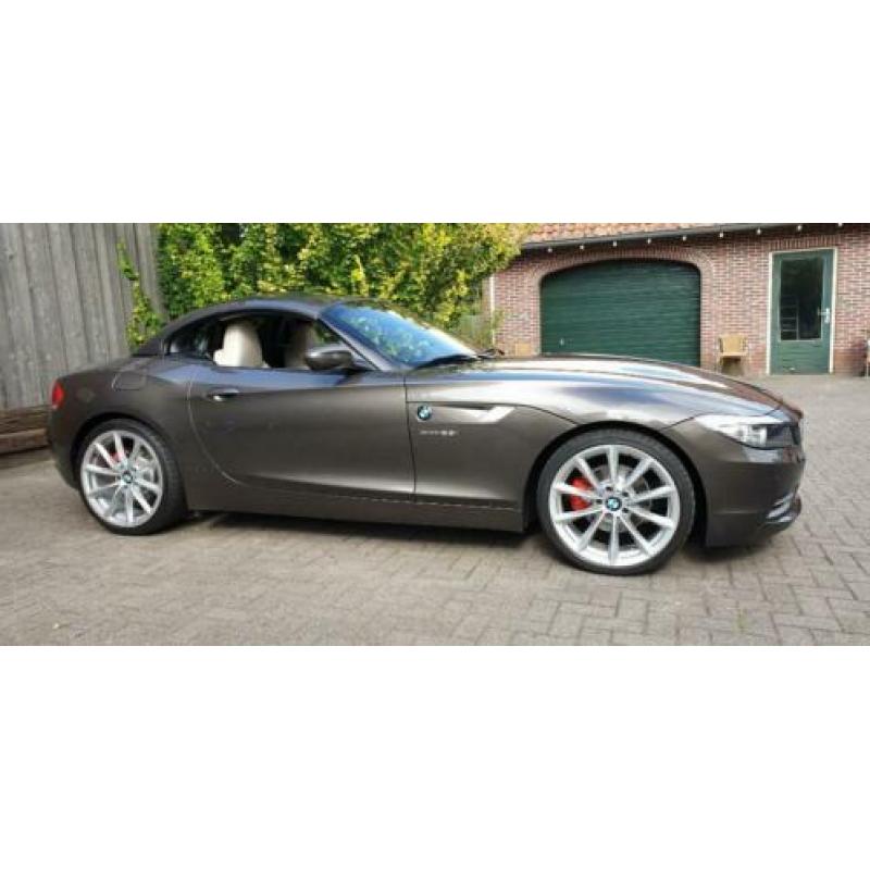 BMW Z4 2.5 Roadster Sdrive 23I 2009 Bruin