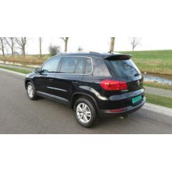Volkswagen Tiguan 1.4 TSI Sport&Style * 76.558 km * Leder *