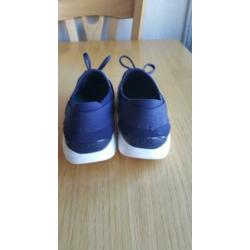 Dames skechers maat 35.